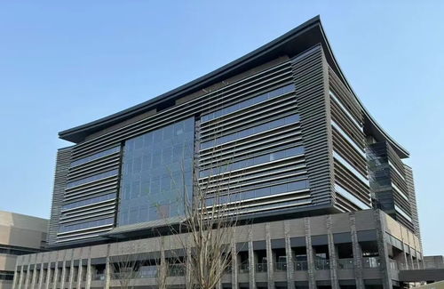 河鋼新材料裝飾書香空間，顏值與實力并存